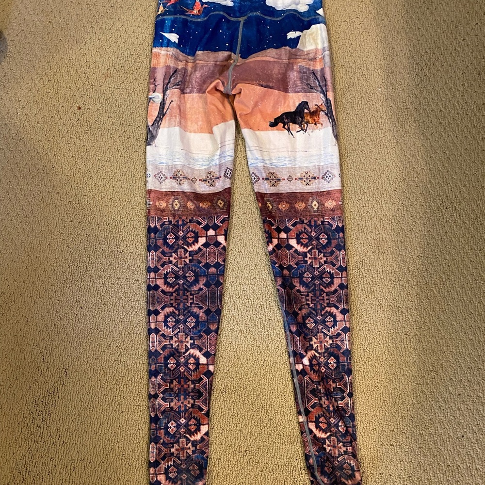 Beautiful niyama sol leggings